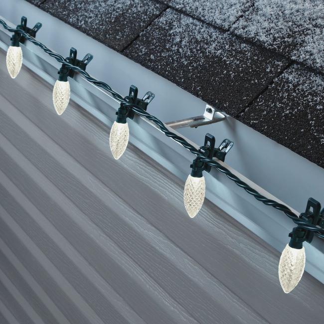 Clip On C9 Christmas Lights 100 Count 67 Ft